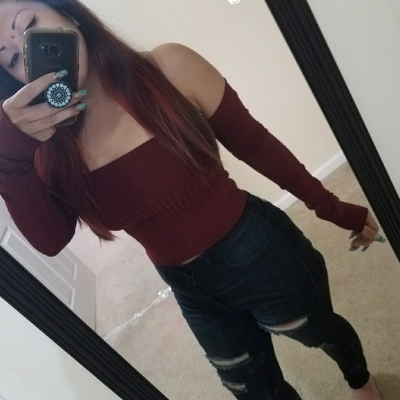 Tops - NWOT Burgundy Red Off Shoulder Top large